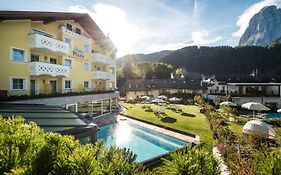 Alpenhotel Plaza