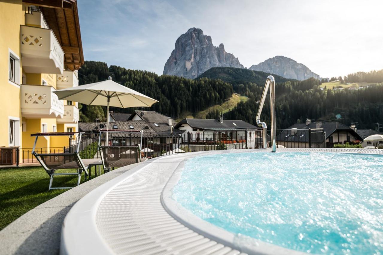 Alpenhotel Plaza Santa Cristina Val Gardena Buitenkant foto