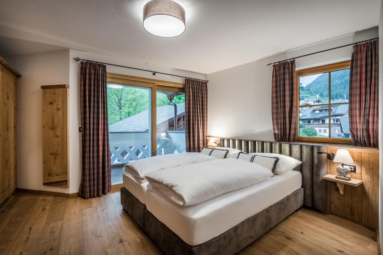 Alpenhotel Plaza Santa Cristina Val Gardena Buitenkant foto
